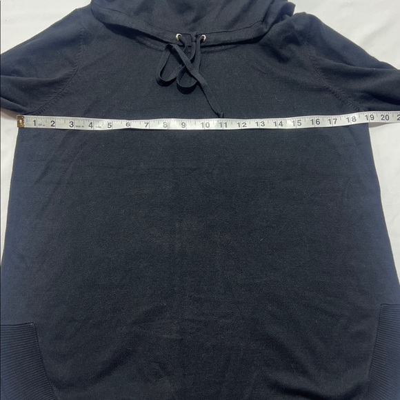 Lety and me turtleneck size Medium NWOT - Picture 6 of 8